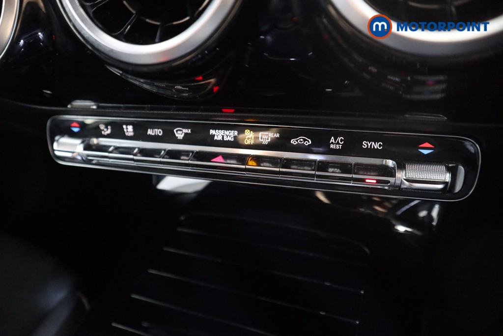 Mercedes-Benz A Class Amg Line Automatic Diesel Hatchback - Stock Number (1589618) - 8th supplementary image