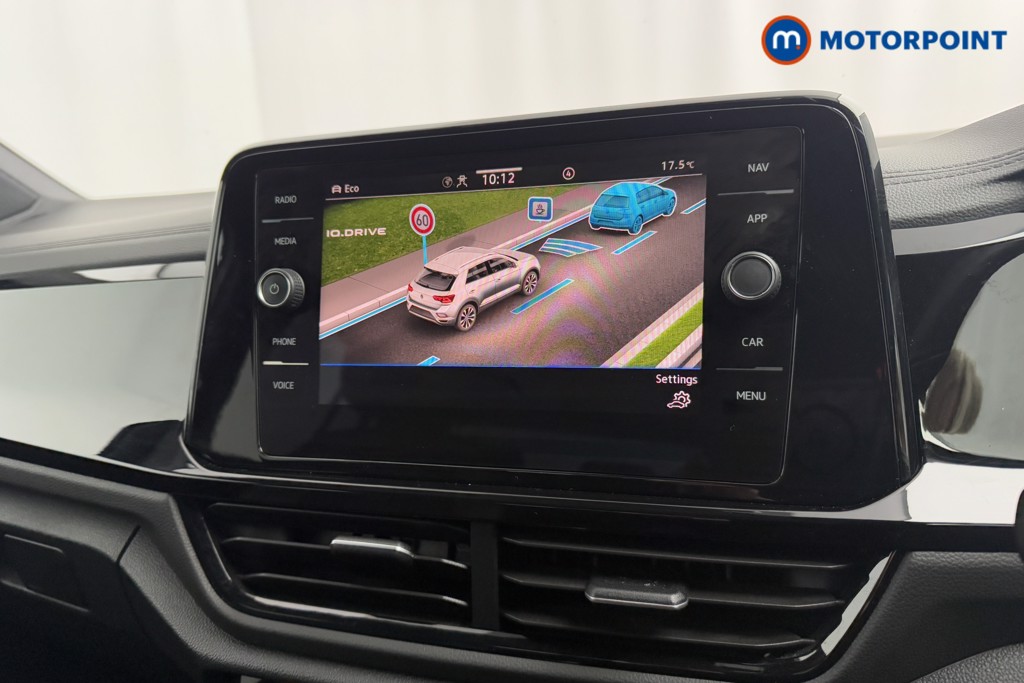 Volkswagen T-Roc R-Line Manual Petrol SUV - Stock Number (1589819) - 11th supplementary image