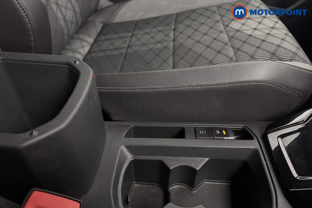 Volkswagen T-Roc R-Line Manual Petrol SUV - Stock Number (1589819) - 17th supplementary image