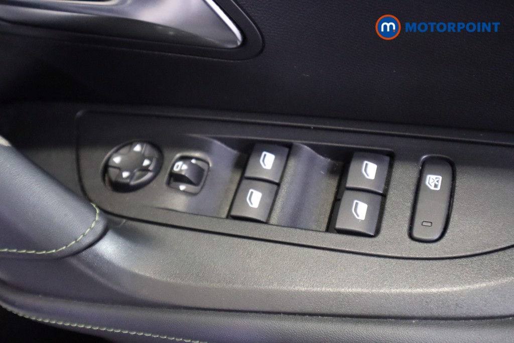 Peugeot 2008 GT Manual Petrol SUV - Stock Number (1589846) - 11th supplementary image