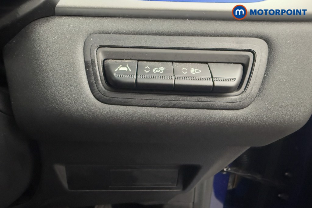 Renault Captur Iconic Automatic Petrol SUV - Stock Number (1589867) - 17th supplementary image