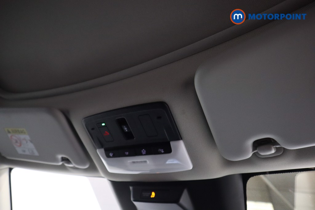 Nissan Qashqai N-Connecta Manual Petrol SUV - Stock Number (1590001) - 8th supplementary image