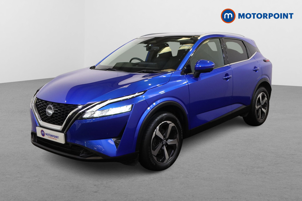 Nissan Qashqai N-Connecta Manual Petrol SUV - Stock Number (1590001) - Passenger side front corner
