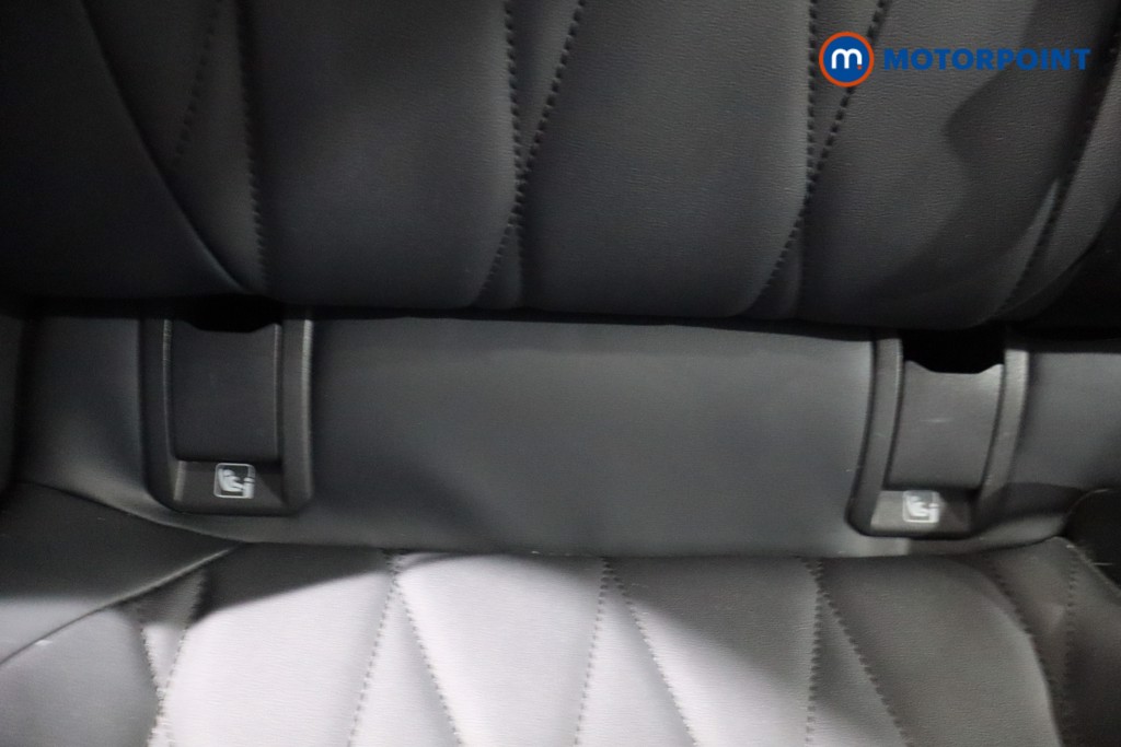 Ford Explorer Premium Automatic Electric SUV - Stock Number (1590100) - 28th supplementary image