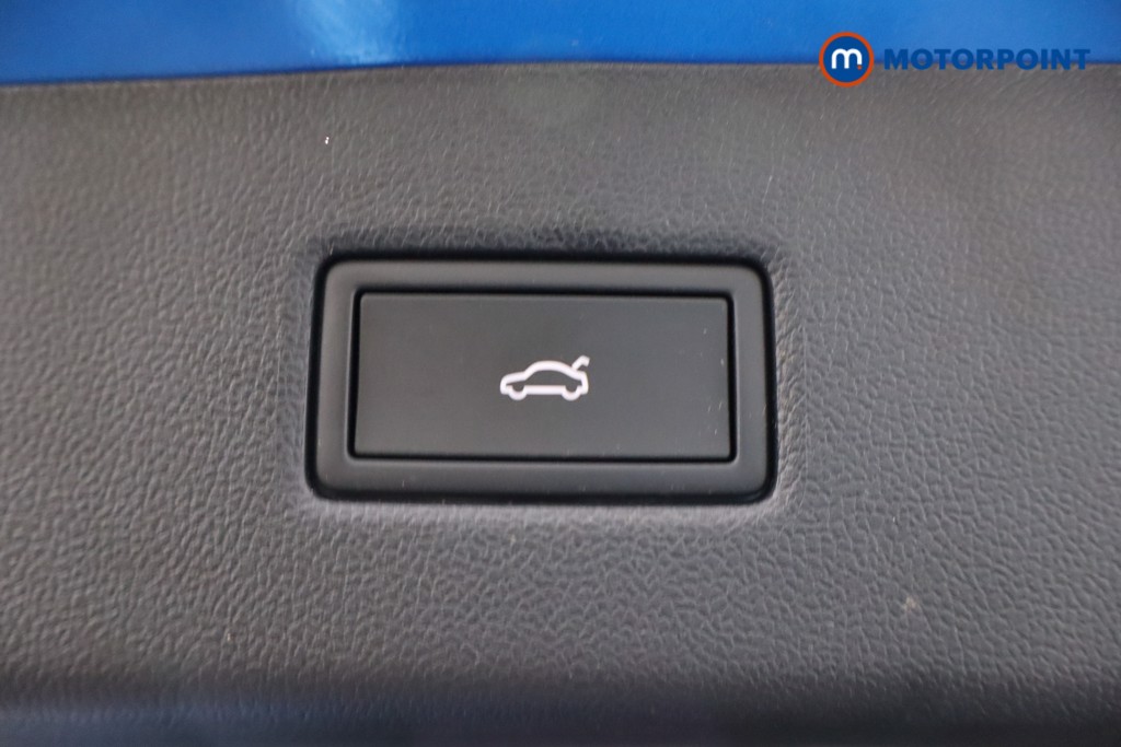 Ford Explorer Premium Automatic Electric SUV - Stock Number (1590100) - 39th supplementary image