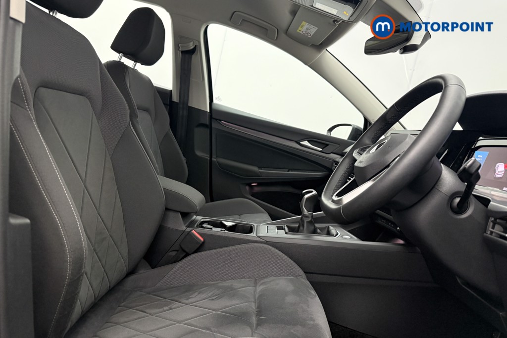 Volkswagen Golf Style Manual Petrol Hatchback - Stock Number (1590108) - 8th supplementary image