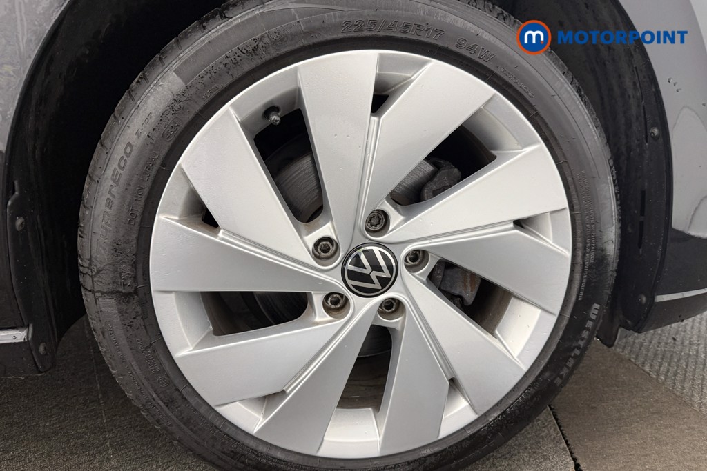 Volkswagen Golf Style Manual Petrol Hatchback - Stock Number (1590108) - 11th supplementary image