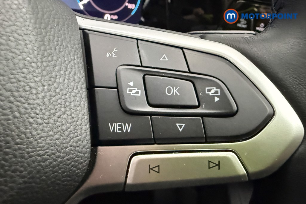 Volkswagen Golf Style Manual Petrol Hatchback - Stock Number (1590108) - 15th supplementary image