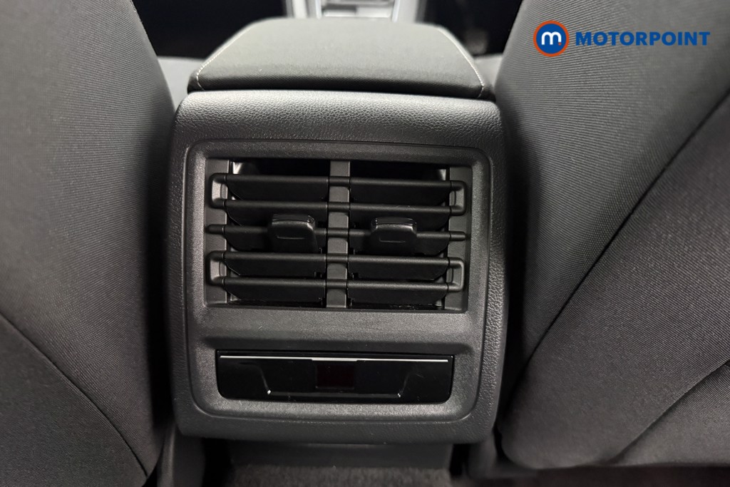 Volkswagen Golf Style Manual Petrol Hatchback - Stock Number (1590108) - 20th supplementary image