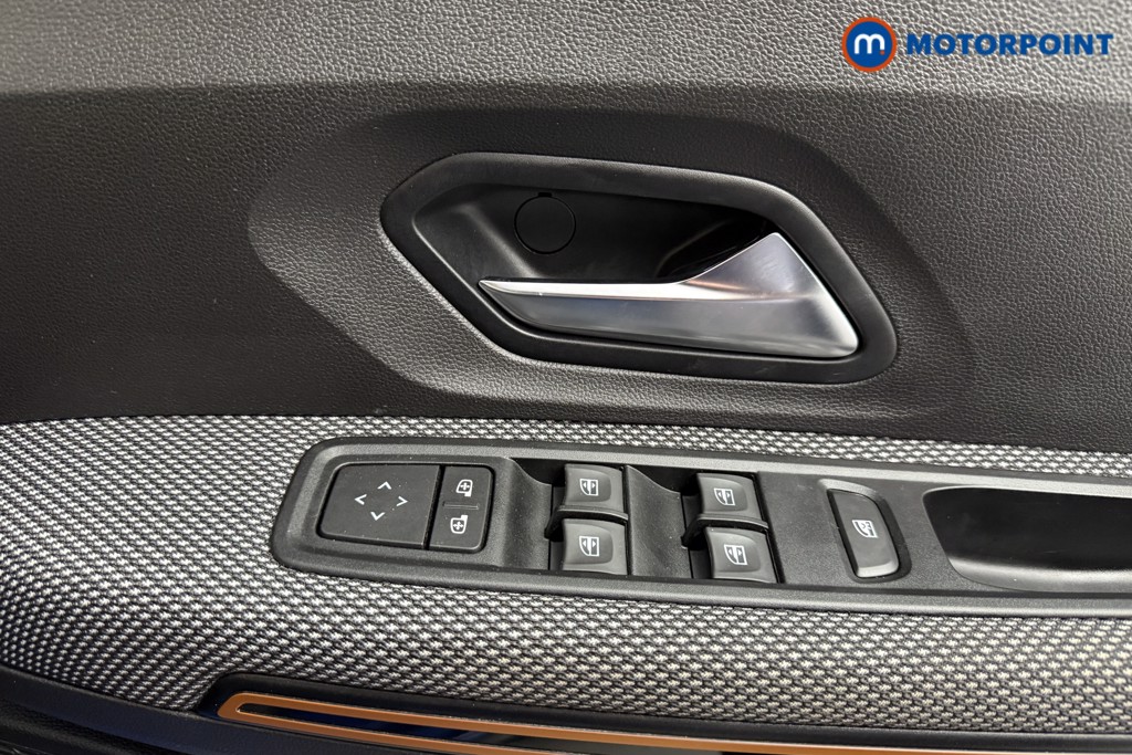 Dacia Sandero Stepway Prestige Automatic Petrol Hatchback - Stock Number (1590155) - 17th supplementary image