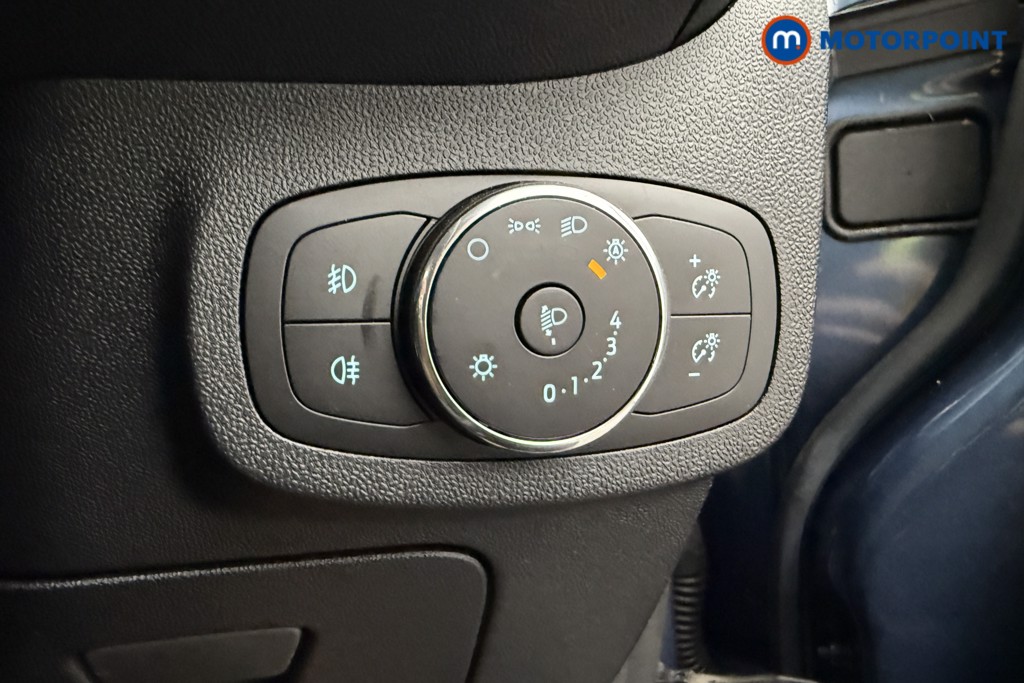 Ford Fiesta Trend Manual Petrol Hatchback - Stock Number (1590165) - 14th supplementary image