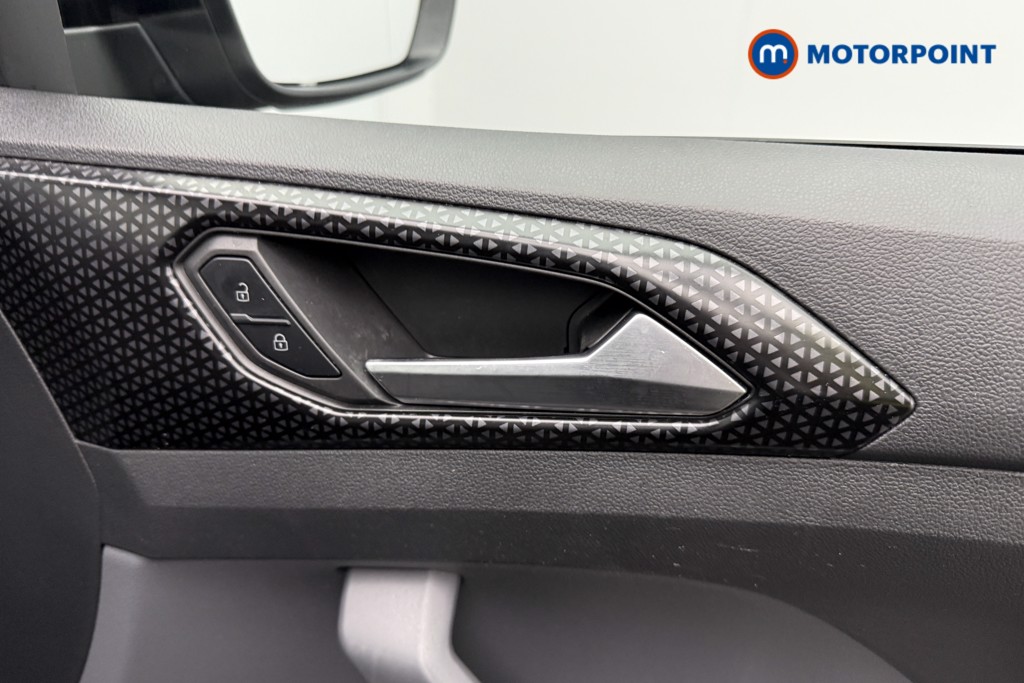 Volkswagen T-Cross SEL Manual Petrol SUV - Stock Number (1590171) - 15th supplementary image