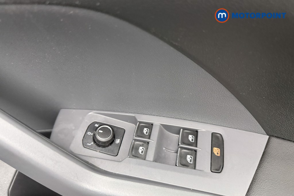 Volkswagen T-Cross SEL Manual Petrol SUV - Stock Number (1590171) - 16th supplementary image