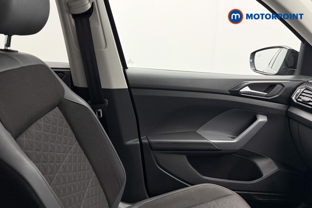Volkswagen T-Cross SEL Manual Petrol SUV - Stock Number (1590171) - 23rd supplementary image