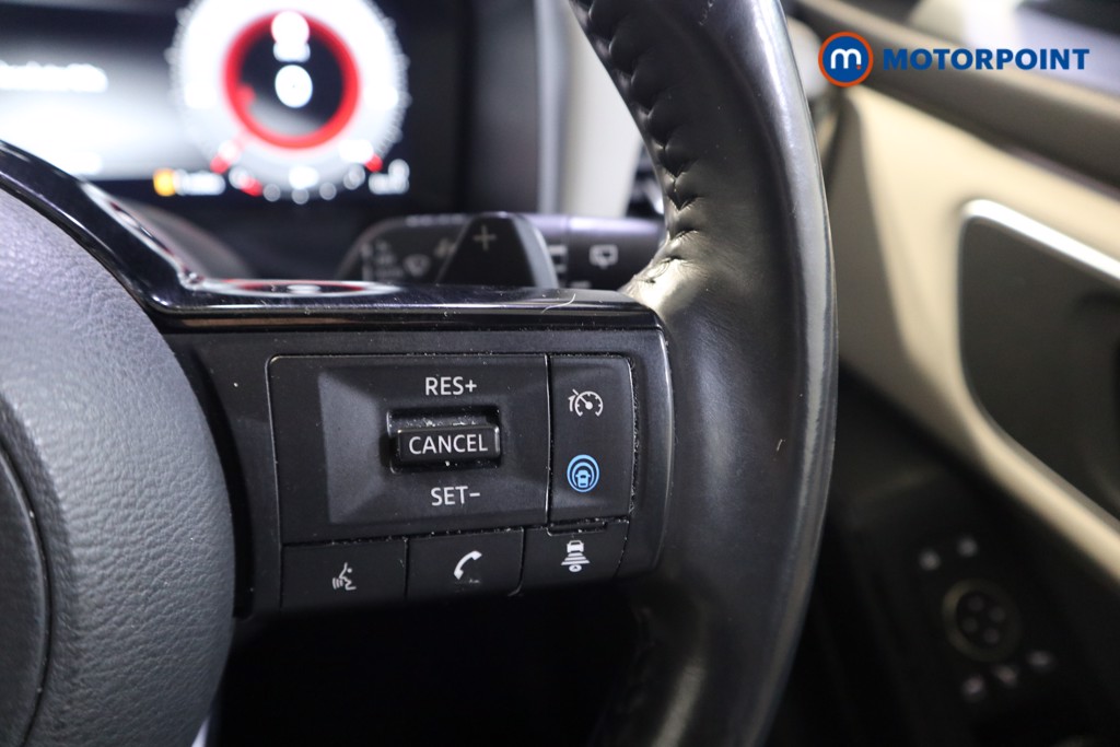 Nissan Qashqai Tekna Automatic Petrol SUV - Stock Number (1590367) - 4th supplementary image