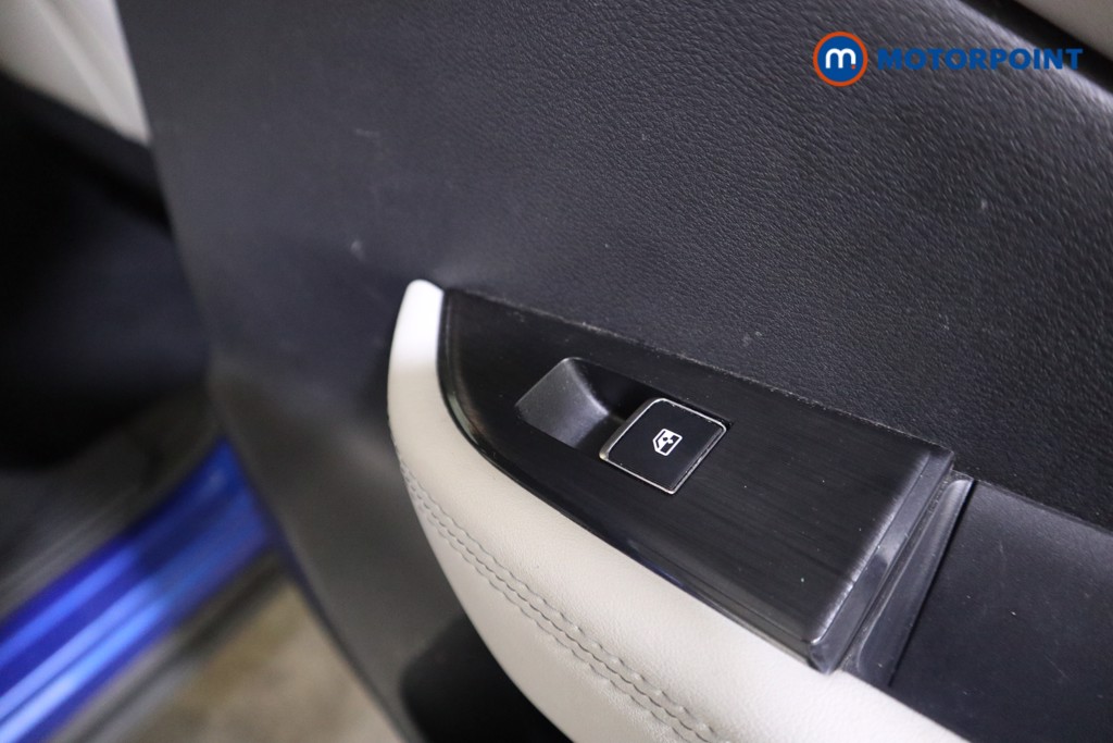 Nissan Qashqai Tekna Automatic Petrol SUV - Stock Number (1590367) - 18th supplementary image