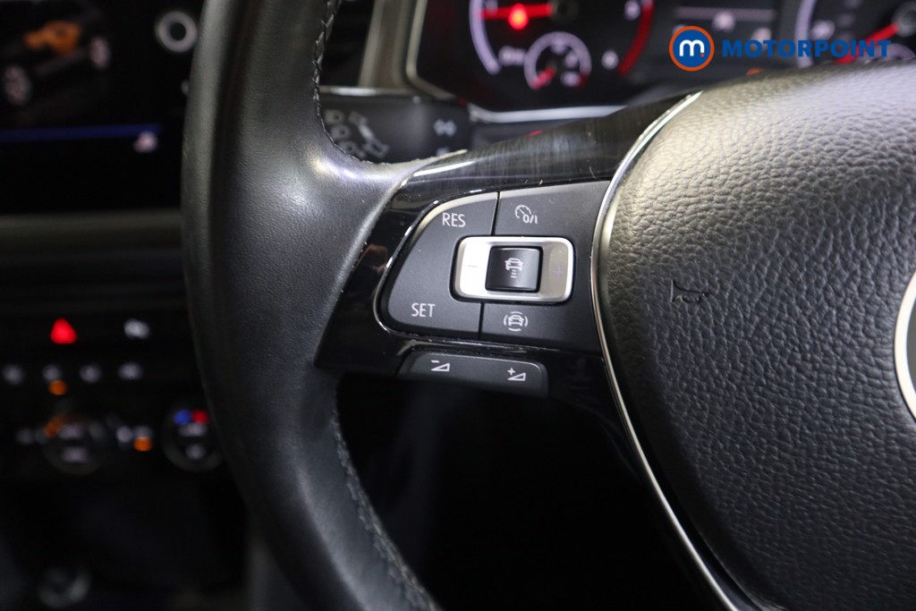 Volkswagen T-Roc SE Manual Diesel SUV - Stock Number (1590483) - 3rd supplementary image