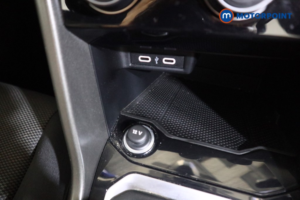 Volkswagen T-Roc SE Manual Diesel SUV - Stock Number (1590483) - 8th supplementary image