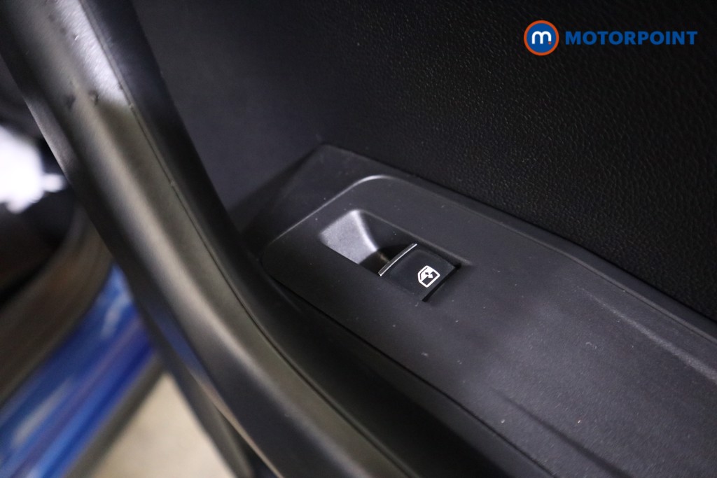 Volkswagen T-Roc SE Manual Diesel SUV - Stock Number (1590483) - 18th supplementary image