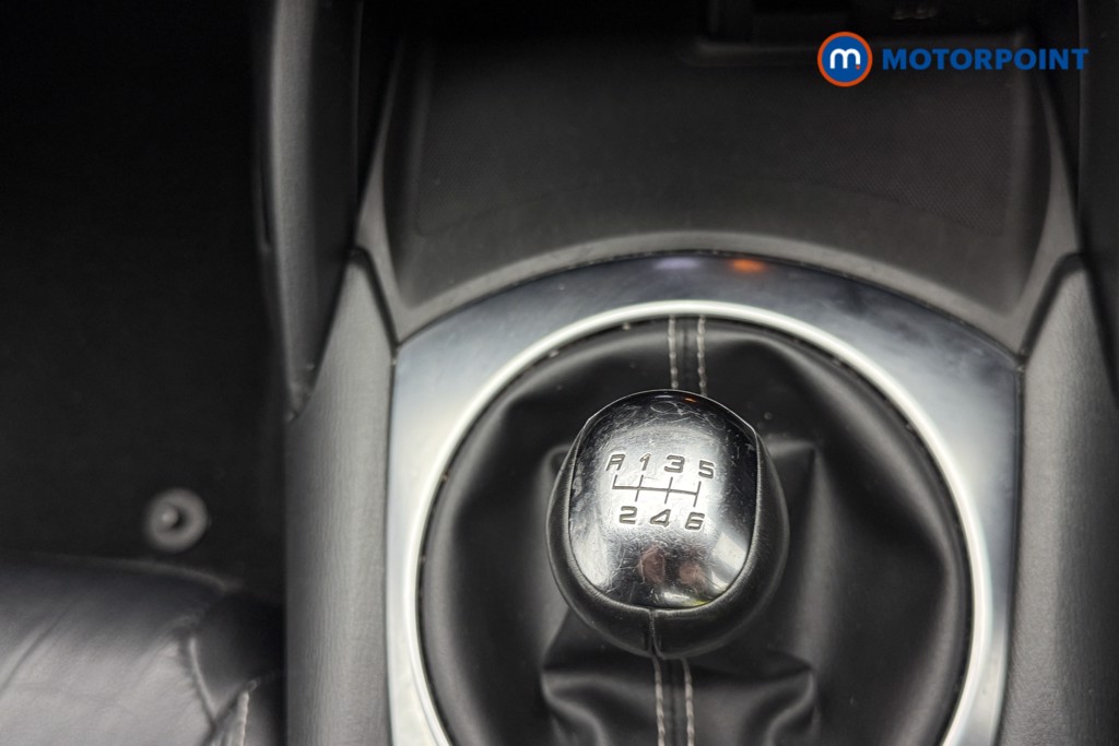 Fiat 124 Spider Lusso Manual Petrol Convertible - Stock Number (1590494) - 14th supplementary image