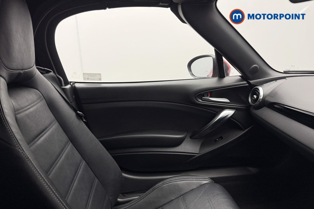 Fiat 124 Spider Lusso Manual Petrol Convertible - Stock Number (1590494) - 15th supplementary image