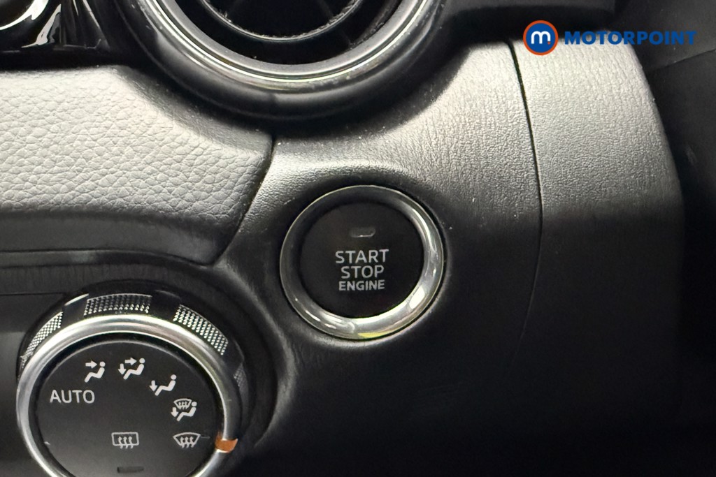 Fiat 124 Spider Lusso Manual Petrol Convertible - Stock Number (1590494) - 16th supplementary image