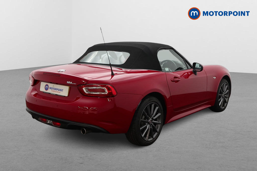 Fiat 124 Spider Lusso Manual Petrol Convertible - Stock Number (1590494) - Drivers side rear corner