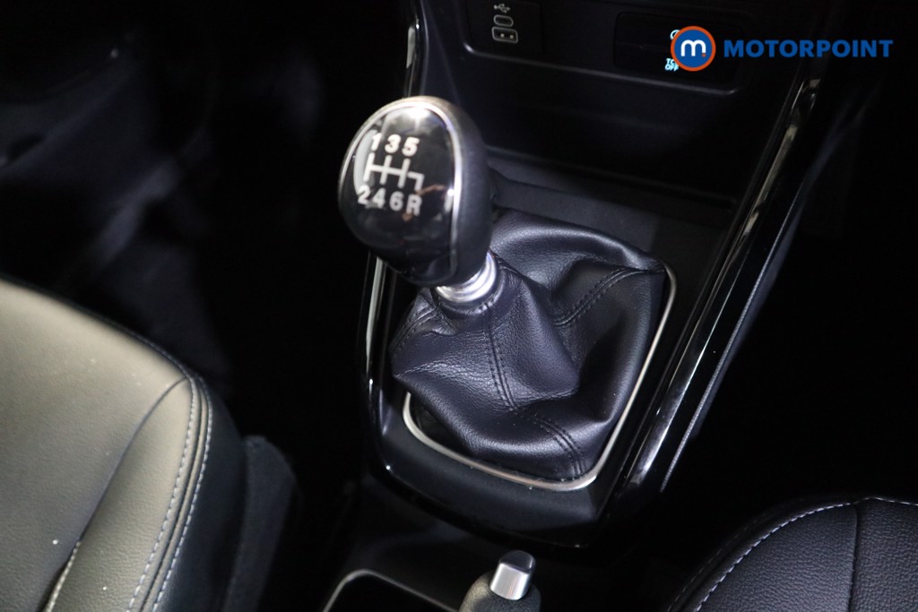 Ford Ecosport Active Manual Petrol SUV - Stock Number (1591072) - 9th supplementary image