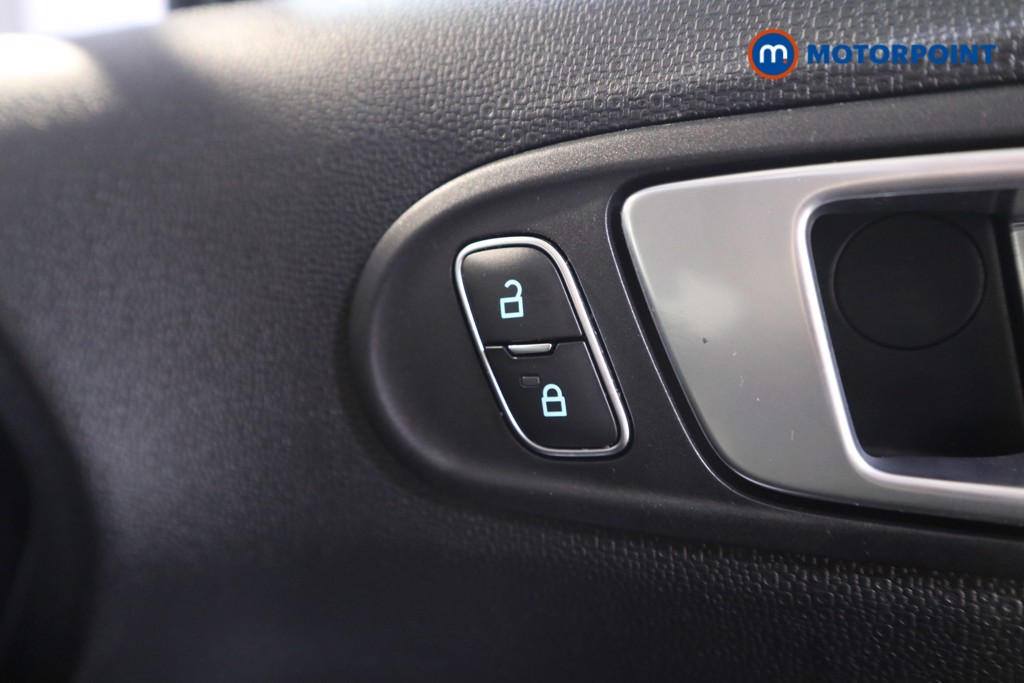 Ford Ecosport Active Manual Petrol SUV - Stock Number (1591072) - 12th supplementary image