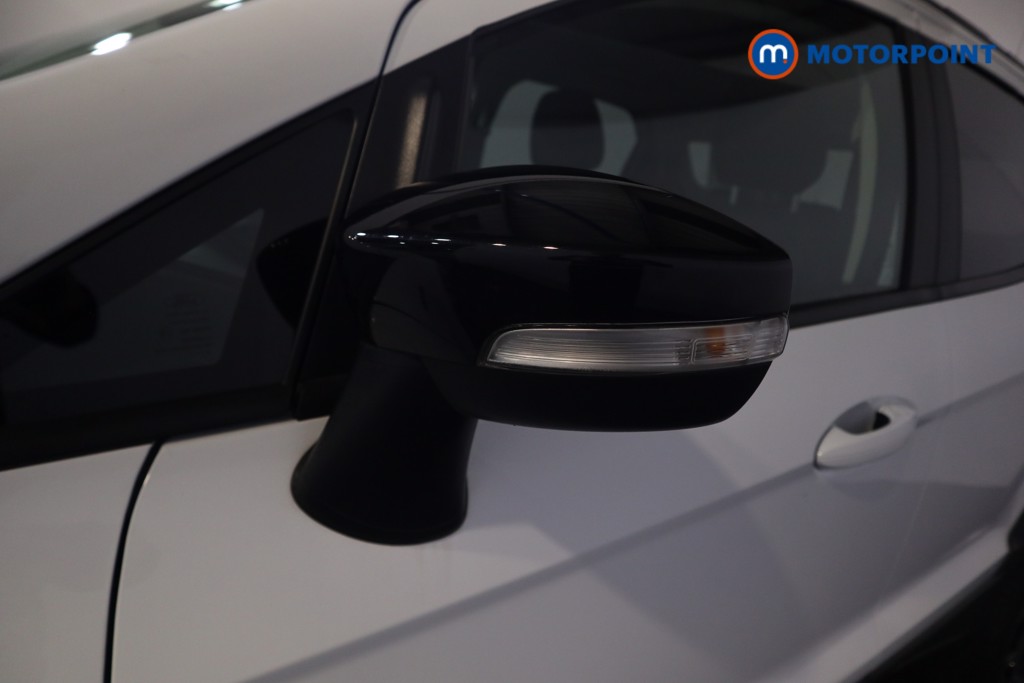Ford Ecosport Active Manual Petrol SUV - Stock Number (1591072) - 29th supplementary image