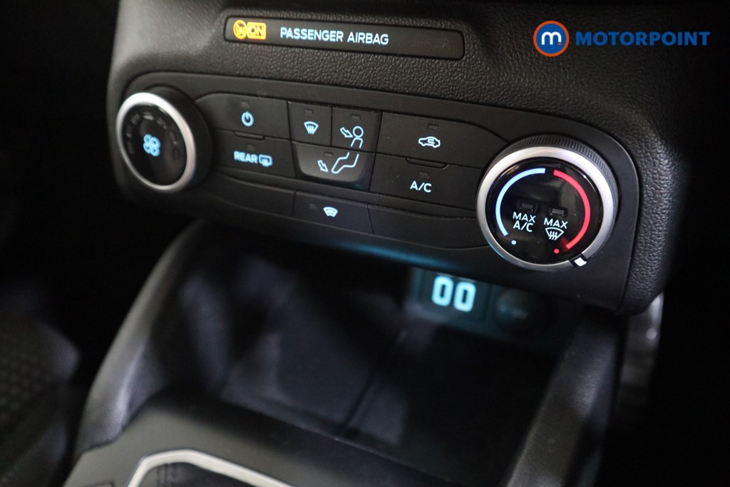 Ford Focus Zetec Edition Manual Petrol Hatchback - Stock Number (1591217) - 8th supplementary image