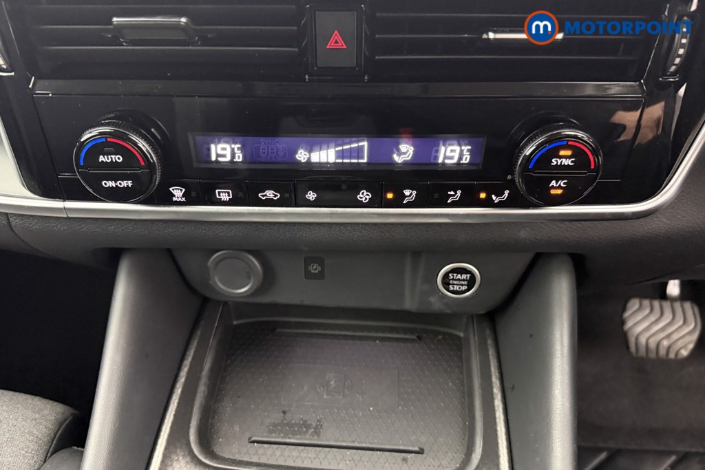 Nissan Qashqai N-Connecta Automatic Petrol SUV - Stock Number (1591235) - 11th supplementary image