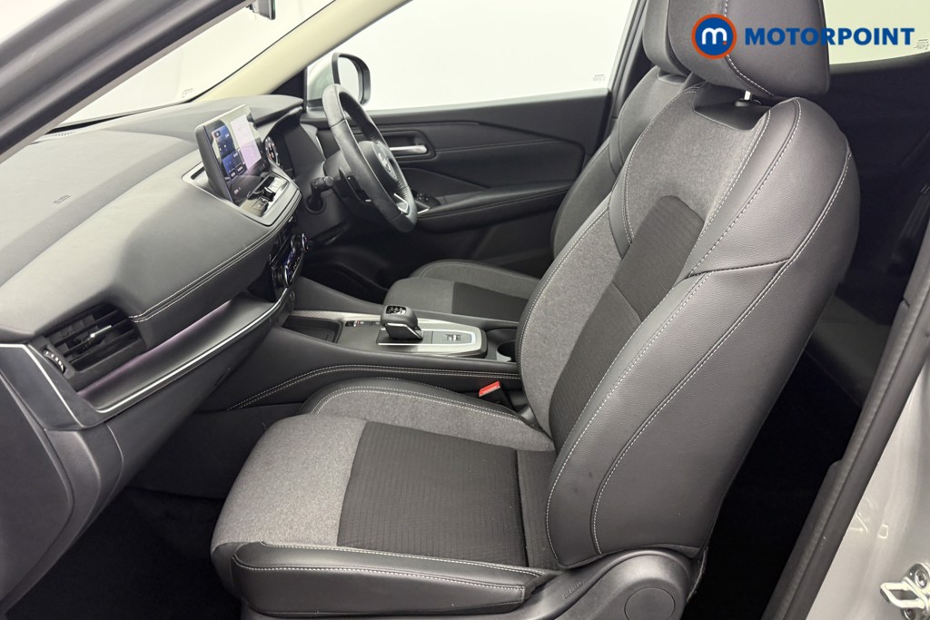 Nissan Qashqai N-Connecta Automatic Petrol SUV - Stock Number (1591235) - 23rd supplementary image