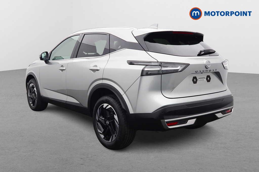 Nissan Qashqai N-Connecta Automatic Petrol SUV - Stock Number (1591235) - Passenger side rear corner
