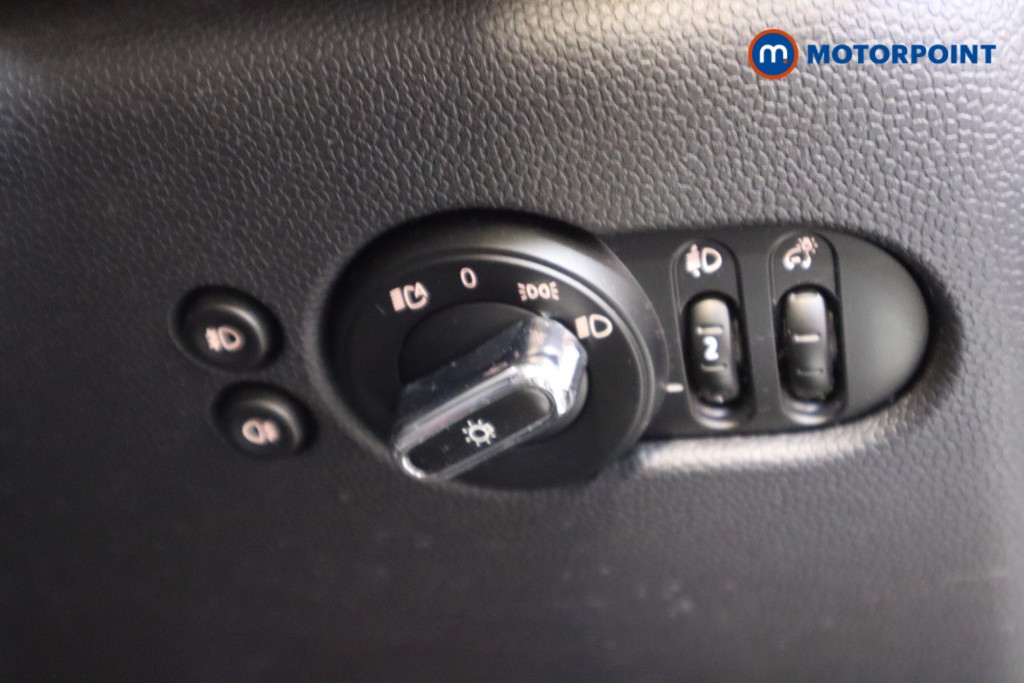 Mini Hatchback Cooper Classic Automatic Petrol Hatchback - Stock Number (1591262) - 11th supplementary image