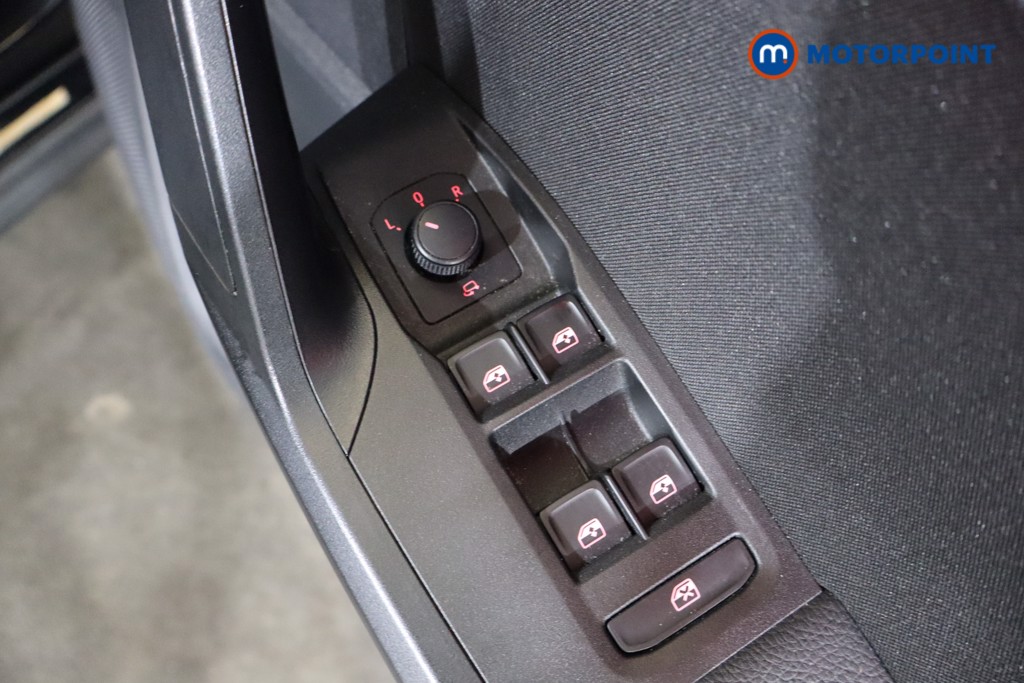 Seat Arona FR Automatic Petrol SUV - Stock Number (1591371) - 18th supplementary image