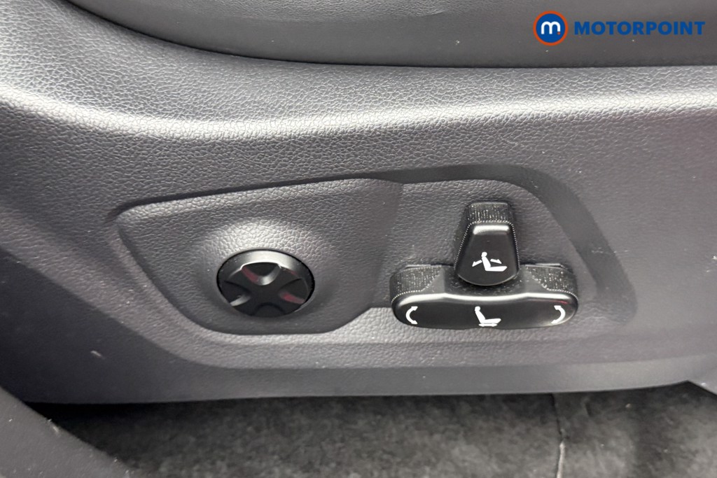 Ssangyong Rexton Ultimate Automatic Diesel SUV - Stock Number (1591439) - 20th supplementary image