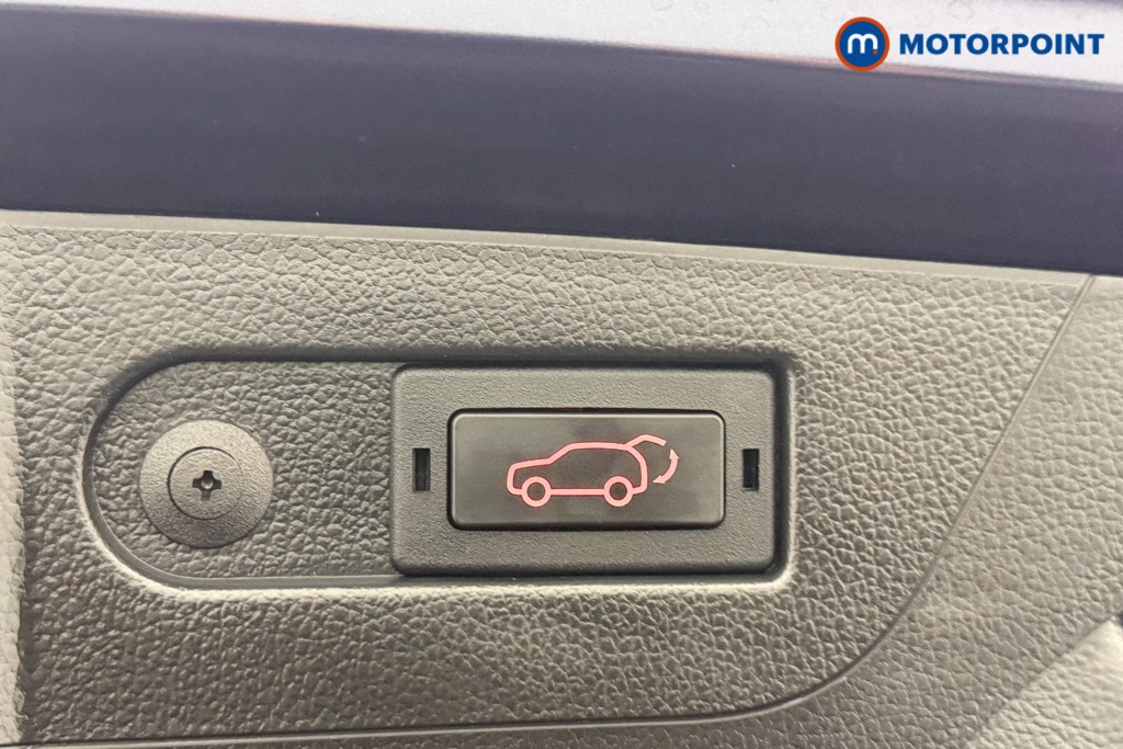 Ssangyong Rexton Ultimate Automatic Diesel SUV - Stock Number (1591439) - 26th supplementary image