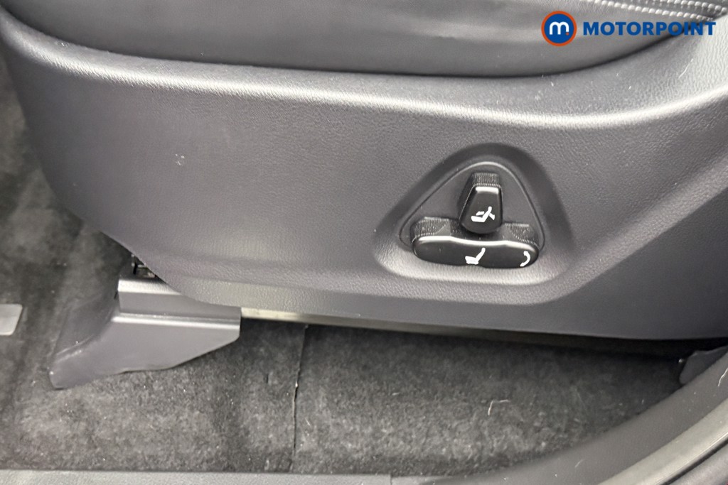 Ssangyong Rexton Ultimate Automatic Diesel SUV - Stock Number (1591439) - 28th supplementary image