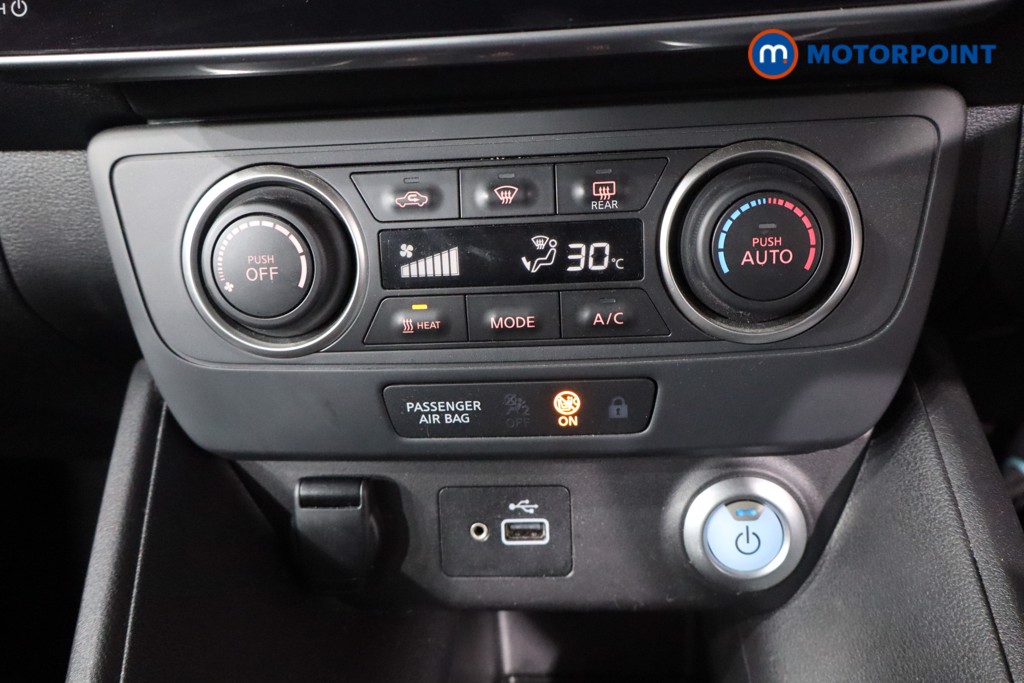 Nissan Leaf Acenta Automatic Electric Hatchback - Stock Number (1591455) - 16th supplementary image