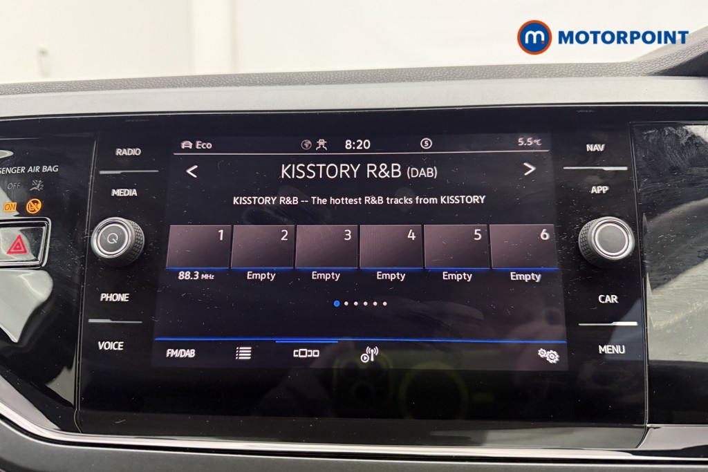 Volkswagen Taigo R-Line Manual Petrol SUV - Stock Number (1591498) - 4th supplementary image