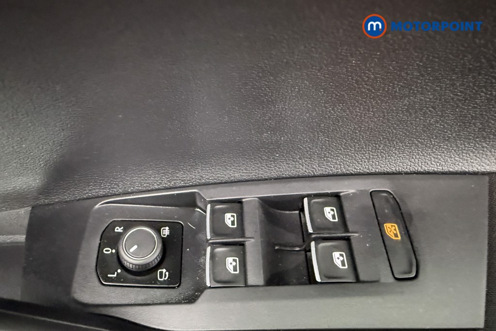 Volkswagen Taigo R-Line Manual Petrol SUV - Stock Number (1591498) - 16th supplementary image