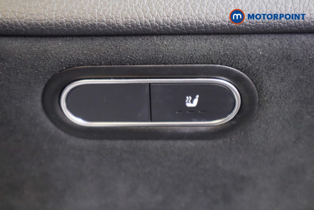 Mercedes-Benz A Class Amg Line Automatic Petrol Plug-In Hybrid Hatchback - Stock Number (1591561) - 13th supplementary image