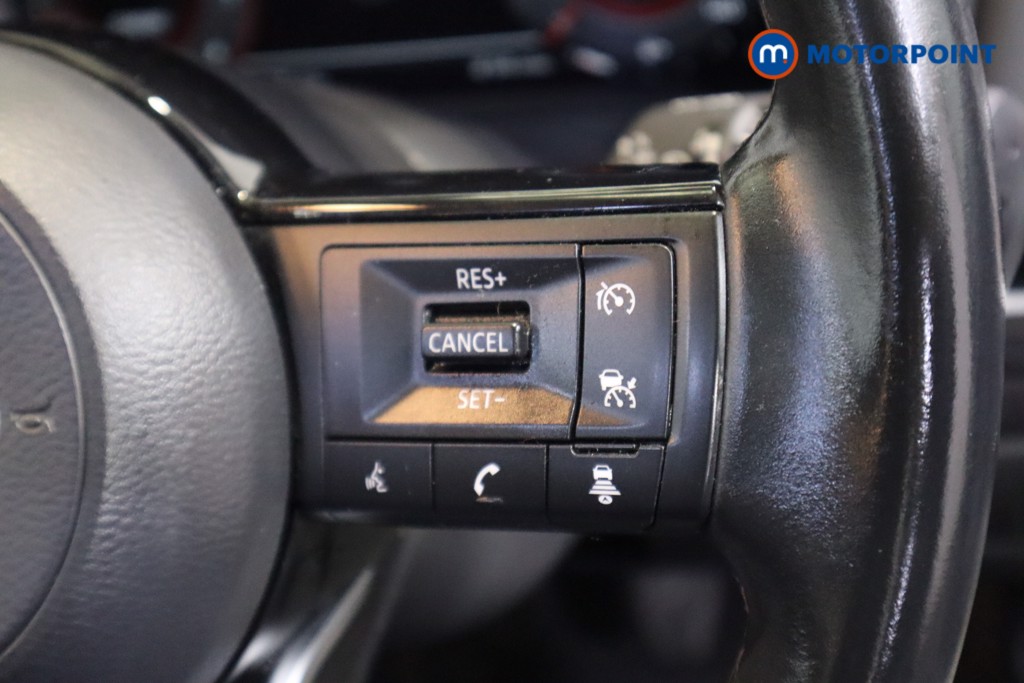 Nissan Qashqai N-Connecta Manual Petrol SUV - Stock Number (1591613) - 14th supplementary image