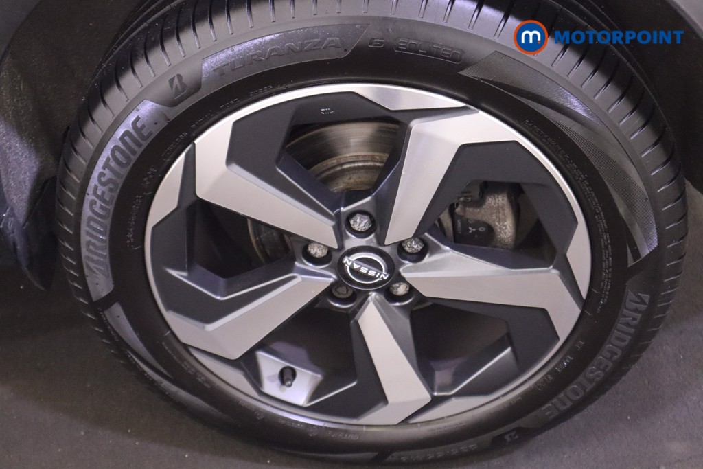 Nissan Qashqai N-Connecta Manual Petrol SUV - Stock Number (1591613) - 23rd supplementary image