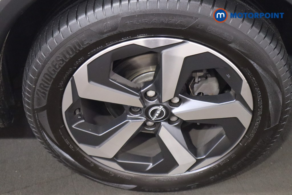 Nissan Qashqai N-Connecta Manual Petrol SUV - Stock Number (1591613) - 25th supplementary image