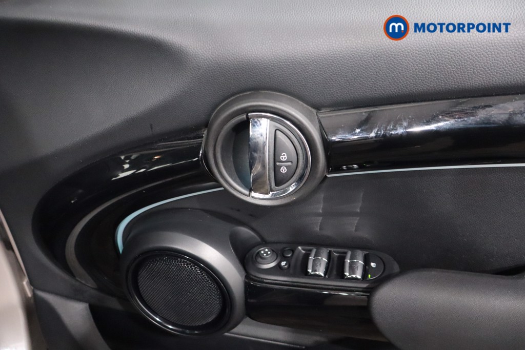 Mini Hatchback Cooper Classic Automatic Petrol Hatchback - Stock Number (1591764) - 23rd supplementary image