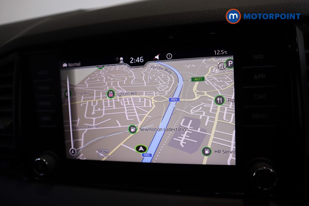 Skoda Karoq Sport Line Automatic Petrol SUV - Stock Number (1591939) - 2nd supplementary image