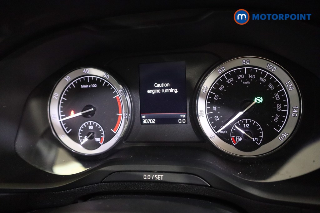 Skoda Karoq Sport Line Automatic Petrol SUV - Stock Number (1591939) - 4th supplementary image
