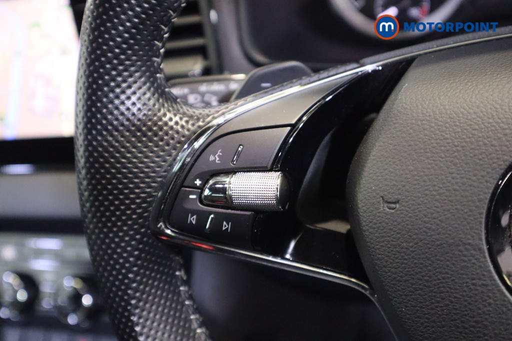 Skoda Karoq Sport Line Automatic Petrol SUV - Stock Number (1591939) - 15th supplementary image